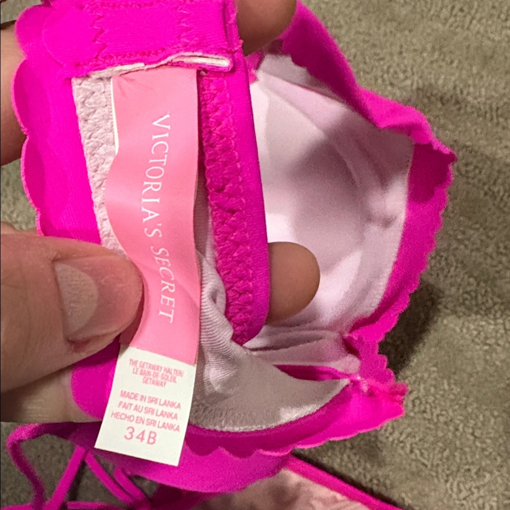 Victoria's Secret hot Pink Bikini - Picture 4 of 4